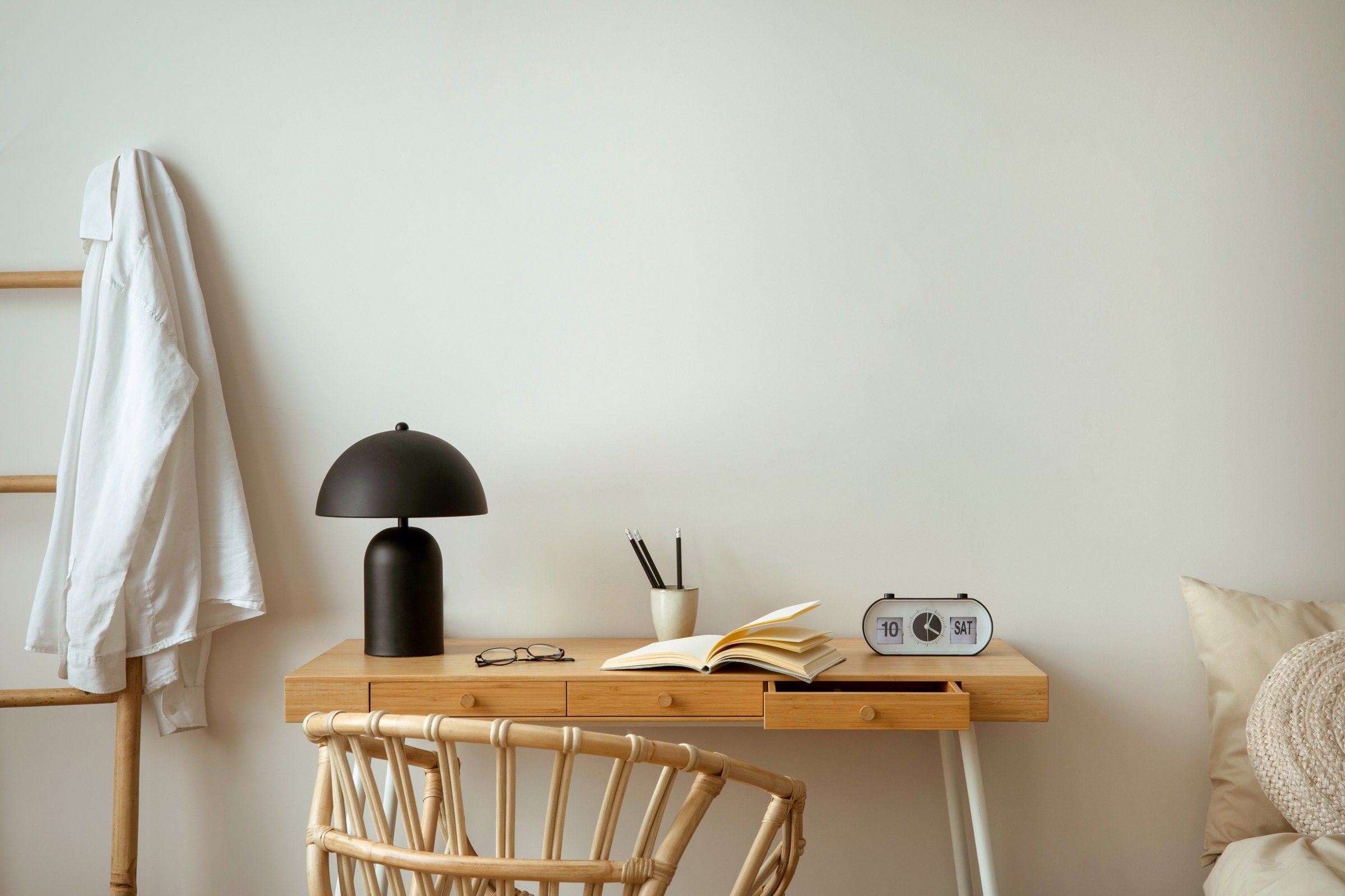 Sundown Bedroom Corner — gallery image 1