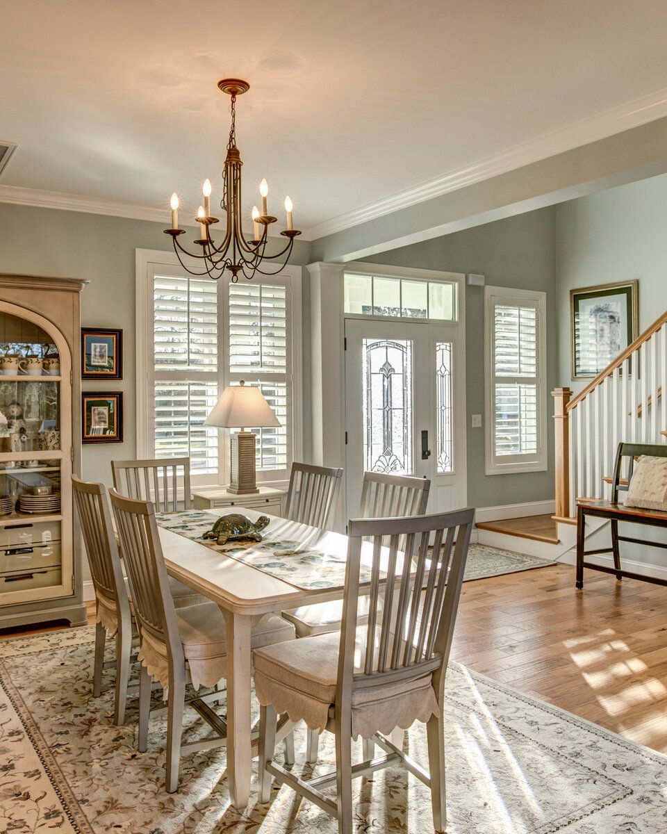 Riverside Family Dining — gallery image 3