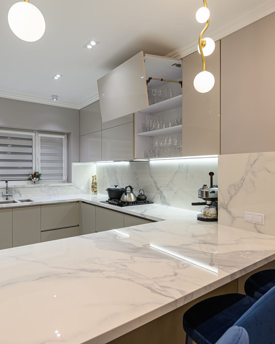 Sunlit Loft Kitchen — gallery image 3